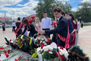 В Сорочинске наградили лучших выпускников школ